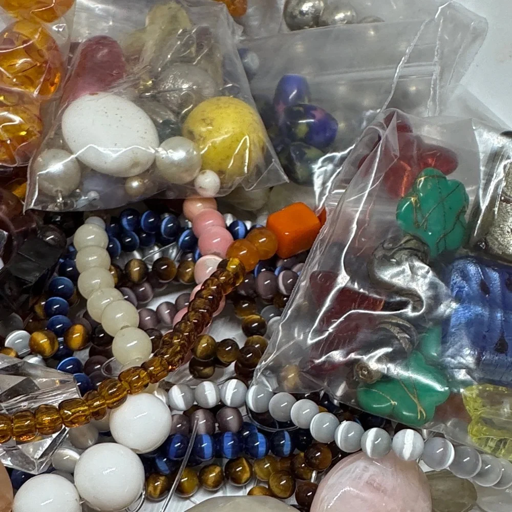 Assorted Beads Craft Kit Bundle - Picture 12 of 16